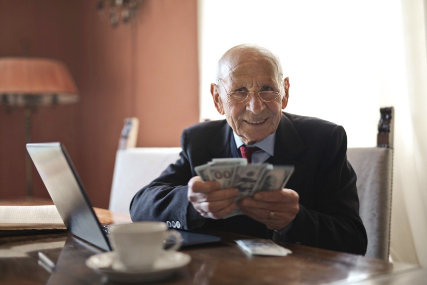 Trzynaste emerytury zostaną wypłacone wcześniej. Świadczenia będą już w marcu