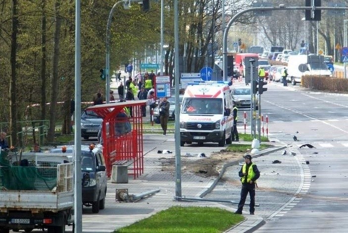 Wypadek na ul. Zwierzynieckiej. 26-latek usłyszał zarzuty. Grozi mu do 8 lat więzienia (zdjęcia, wideo)