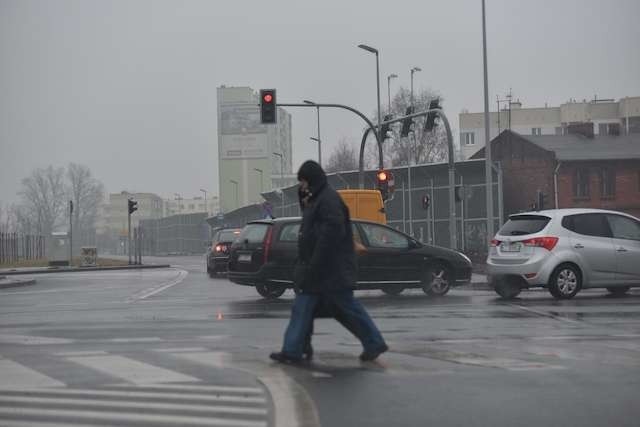 Choć średnicówka ma pełnić także rolę trasy tranzytowej, to wciąż nie ma na niej adekwatnego oznakowania