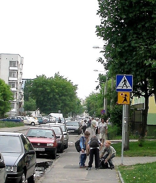 denerwują się, bo na ich ulicy nie działają latarnie