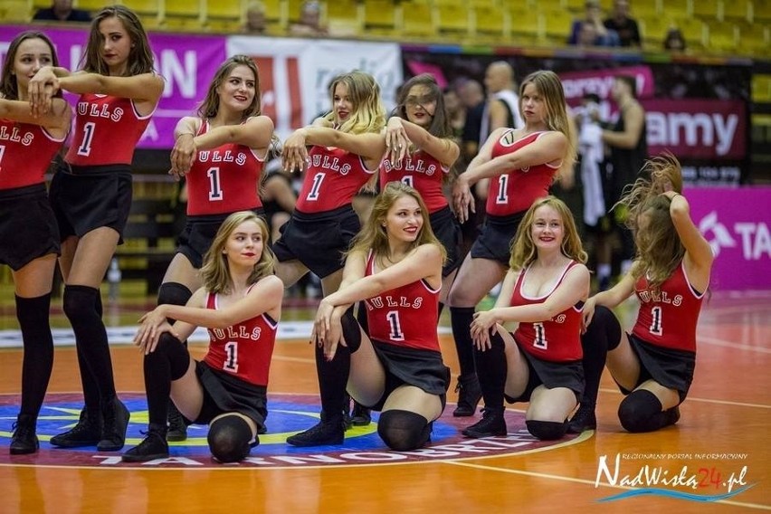 Klaudia Nieścior była cheerleaderką drużyn koszykarskiej i...