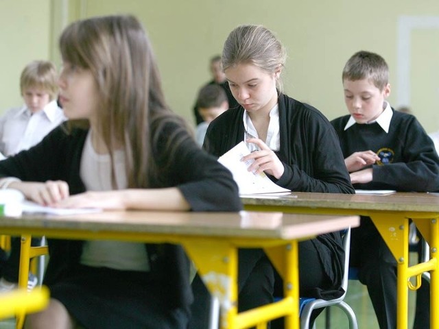 Szóstoklasiści ze Szkoły Podstawowej nr 22 w Rzeszowie twierdzą, że dzisiejszy test nie należał do najtrudniejszych.