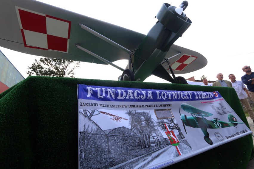 Prezentacja modelu R XIII D Lublin. To najsłynniejszy samolot produkowany przed wojną w naszym mieście