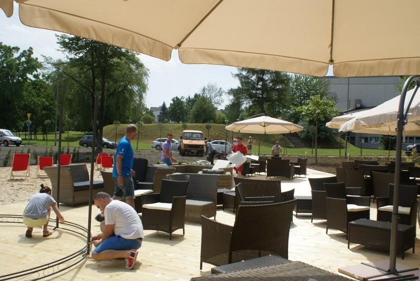 Caffe Plaża powstała w centrum Dąbrowy Górniczej, w parku...