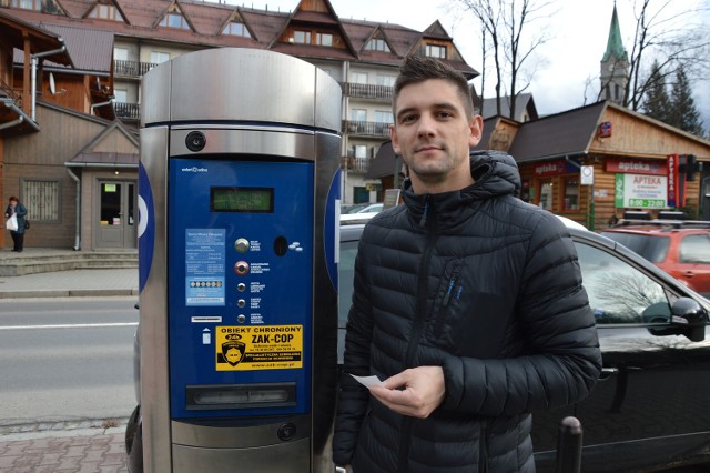 - W Zakopanem w sobotę powinno się parkować za darmo - uważa turysta Krystian Romański