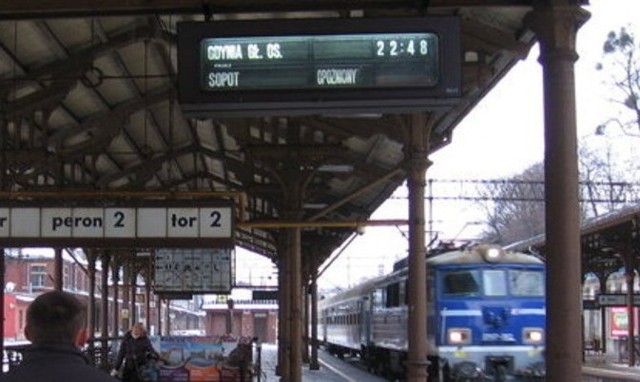Pasażerowie muszą liczyć się z opóźnieniami pociągów wyjeżdżających i przyjeżdżających do Trójmiasta