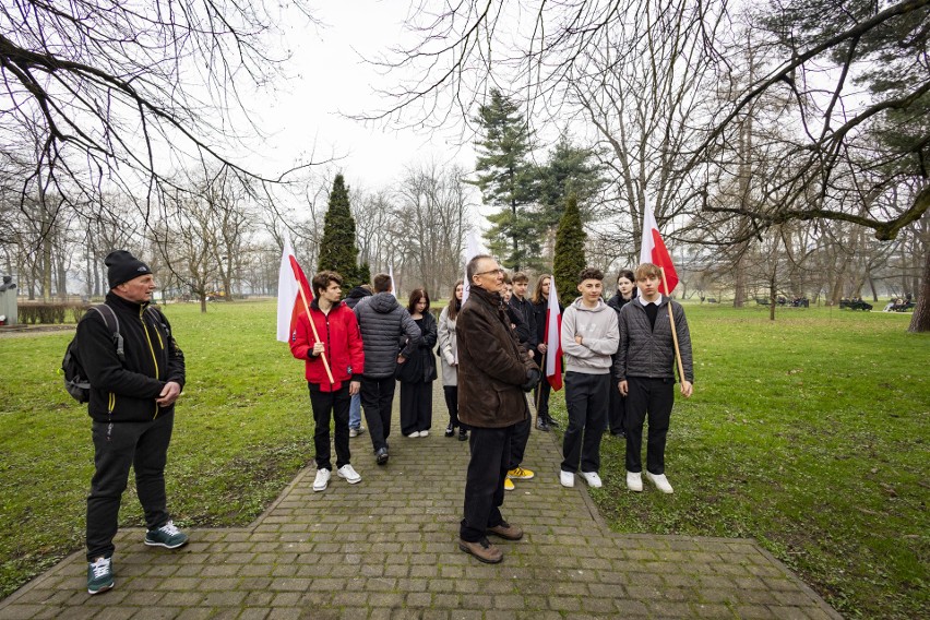 W Krakowie uczczono Dzień Pamięci Żołnierzy Wyklętych. Główne uroczystości odbyły się w parku im. Henryka Jordana