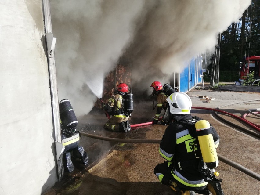 Pożar w miejscowości Kołacz koło Połczyna Zdrój doszło do...