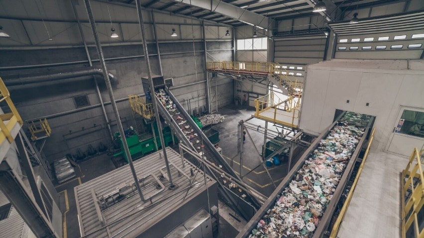 Władze Zakładu Utylizacji Odpadów Stałych w Tczewie oskarżone o wyłudzenie ponad 100 000 złotych