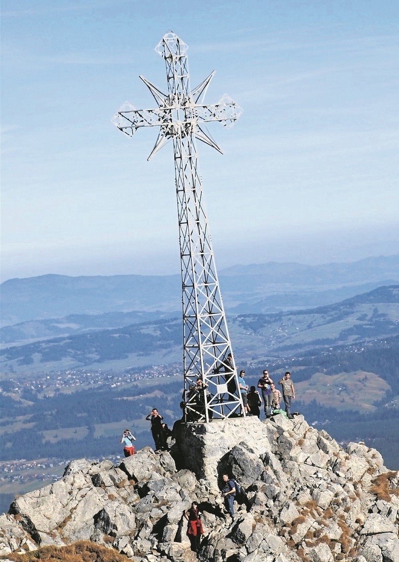 Wspinaczka z Zakopanego na Giewont potrwa niespełna 2 i pół...