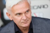 Śląsk Wrocław chce zatrzymać trenera Jacka Magierę. Rozmowy na finiszu