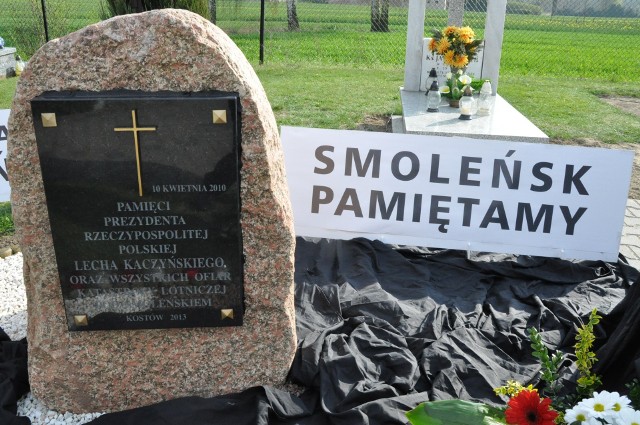 Tak było w poprzednich latach podczas obchodów rocznicy katastrofy smoleńskiej w Kostowie.