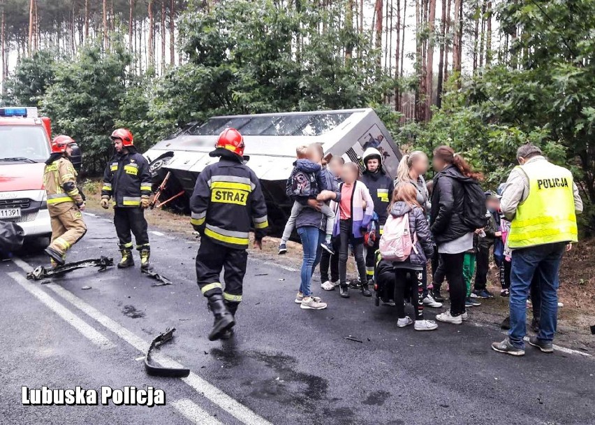 Do wypadku doszło kilkanaście minut po godz. 7.00 koło...