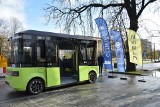 Podsumowanie pasażerskich testów pierwszego polskiego autonomicznego minibusa BB-1. Przez cztery dni jechało nim ponad tysiąc pasażerów