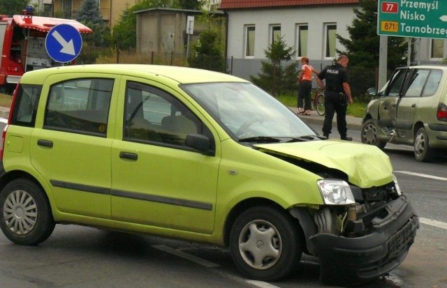 Fiat panda po zderzeniu z renault escape.