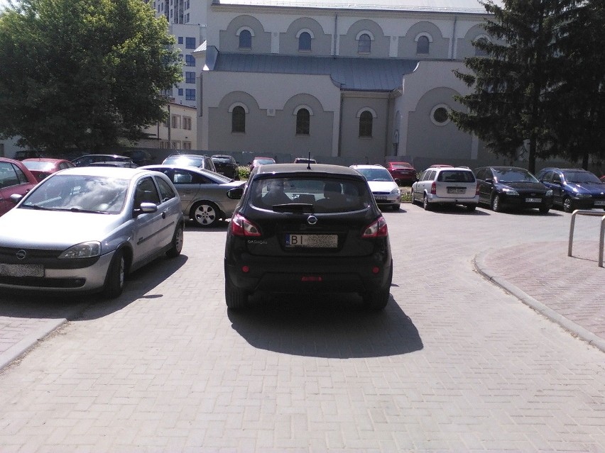 Parking leżący w rejonie ulic Bułgarskiej Szpitalnej i...
