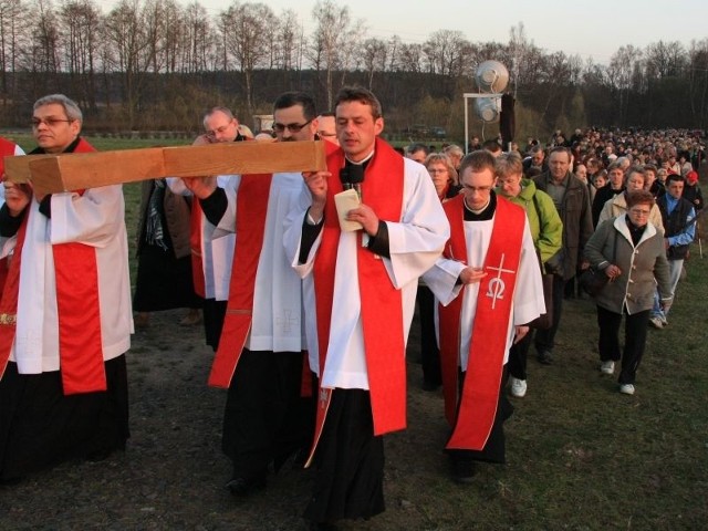 Drogi Krzyżowe odbywają się na Kalwarii Rokitniańskiej od 10 lat.