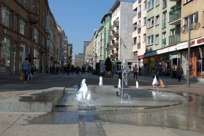 Wrocławskie fontanny już działają. Szybciej niż zwykle (ZDJĘCIA)