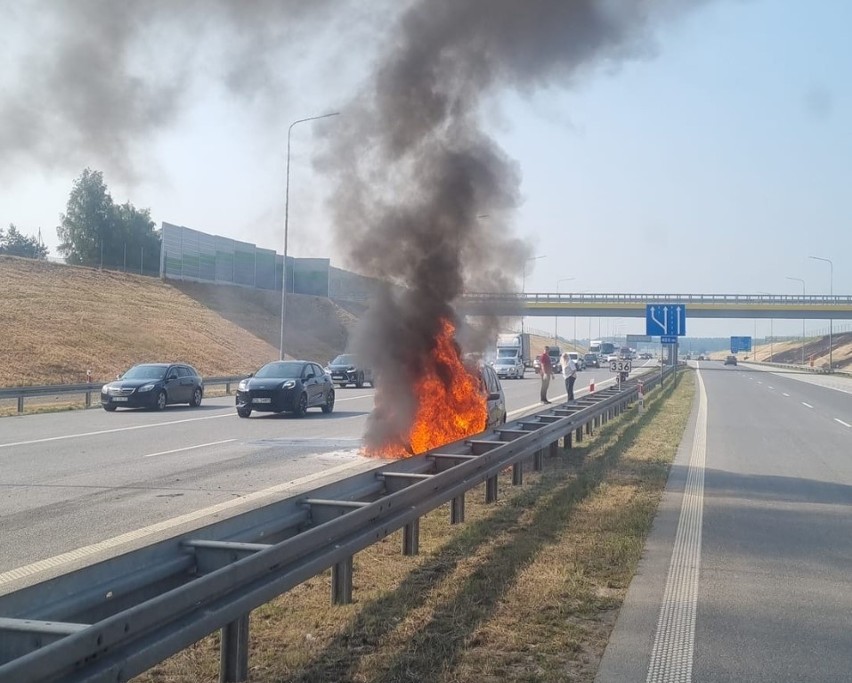 W ostatnich dniach na autostradzie A1 w Łódzkiem spłonęły...