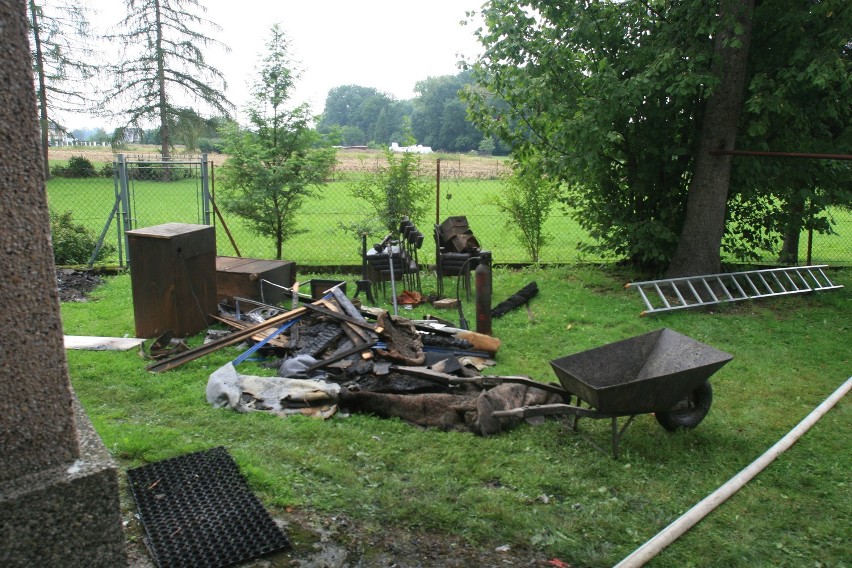 Międzyrzecze Górne: Pożar zakrystii w kościele ewangelickim. Trwa akcja strażaków