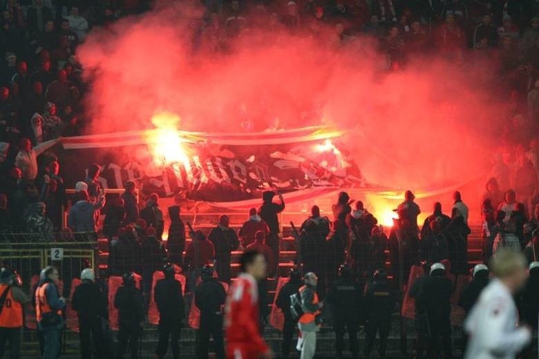 Gdzie obejrzeć w tv derby Widzew - ŁKS? Gdzie transmisja w telewizji meczu Widzew ŁKS? Będzie problem!