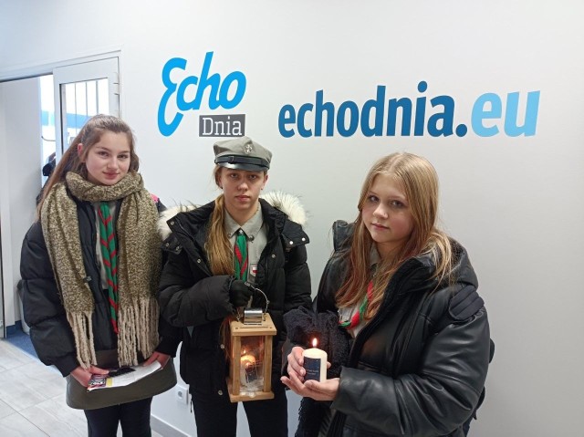 Harcerze pojawili się w redakcji "Echa Dnia" w Radomiu.