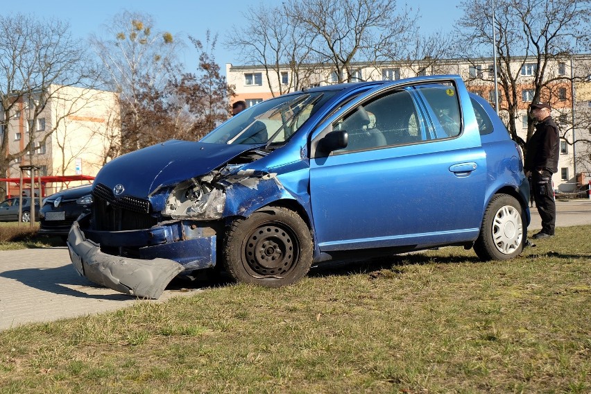 Wypadek na skrzyżowaniu ulic Zwierzynieckiej z Wiejską w...