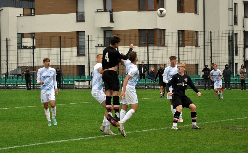 Centralna Liga Juniorów. Nie ma mocnych na Stal Rzeszów U15. Dobra forma SMS Resovii U17