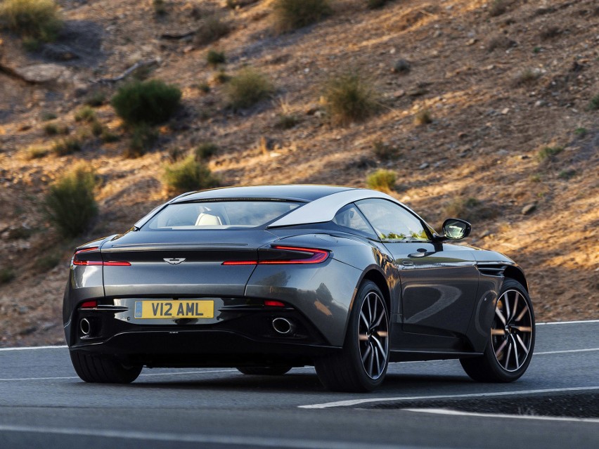 Aston Martin DB11...