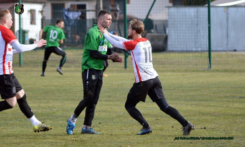 Stal Stalowa Wola przegrała sparing z Resovią Rzeszów (ZDJĘCIA)