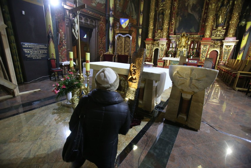 Diecezja sosnowiecka nie ogłosiła dyspensy od uczestnictwa we mszach świętych. Co z niedzielnymi mszami w Sosnowcu?
