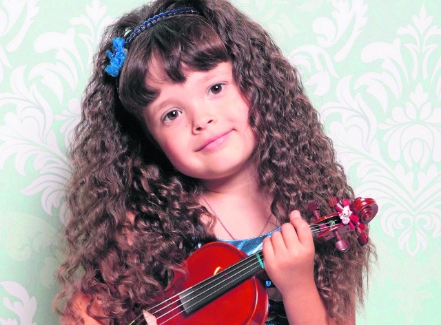6-letnia Ania Wieleńska z Kielc zachwyciła jurorów w show "Mali Giganci”.