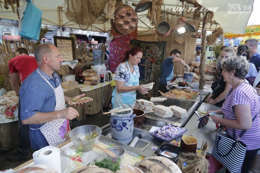 Pyszne jedzenie z różnych stron świata. Festiwal food trucków na Łasztowni [WIDEO] 