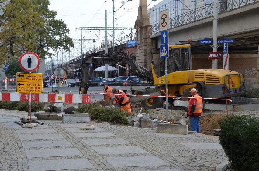 Remont na ul. Świdnickiej. Budowa nowego przejścia dla...