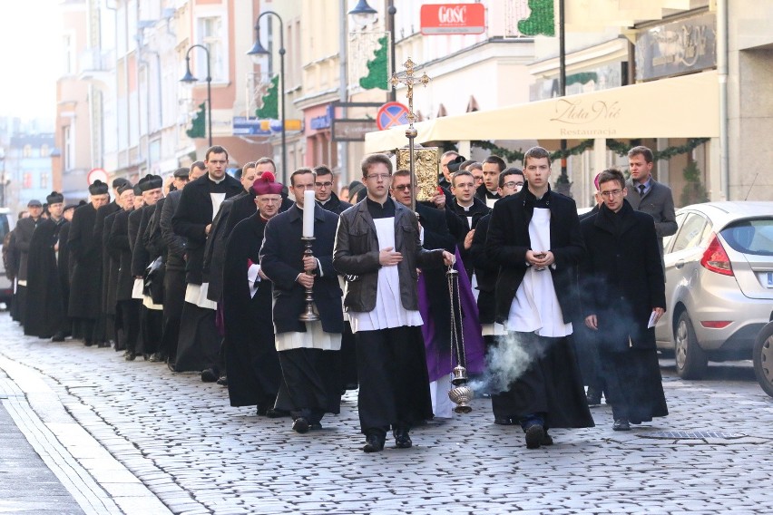 Opolskie uroczystości rozpoczęły się w kościele...