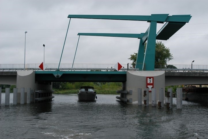 Otworzą mosty na wodnych szlakach na Żuławach [ZDJĘCIA]