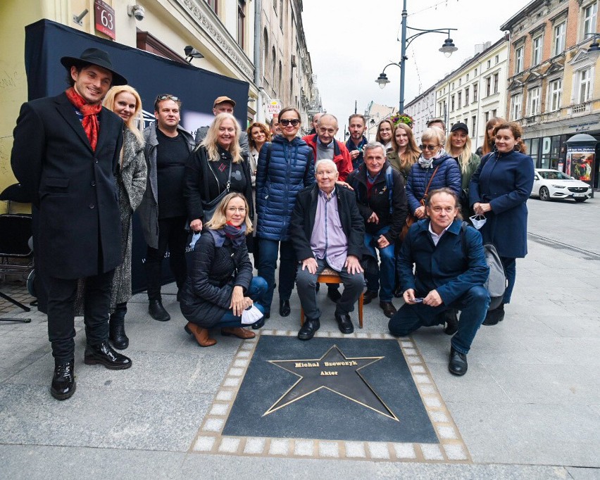 Gwiazdy Barbary Połomskiej i Michała Szewczyka na ulicy Piotrkowskiej w Łodzi