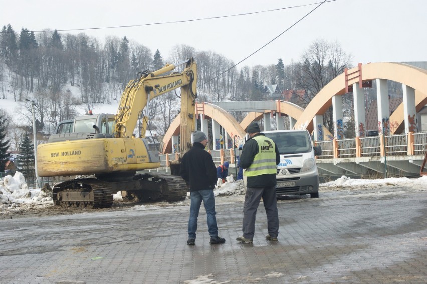 Podhale: Ruszyła budowa mostu na zakopiance w Białym Dunajcu [GALERIA]