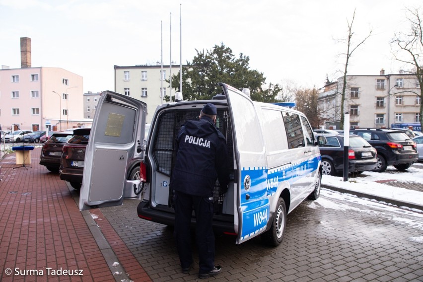 Policja w Stargardzie ma 3 nowe radiowozy. Nie ma już za to wakatów! ZDJĘCIA