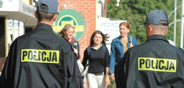 &#8211; Jak patrol może gdzieś dojść, to idzie, a nie jedzie! &#8211; tak uzasadnia cięcia rzeczniczka komendy wojewódzkiej w Szczecinie. 