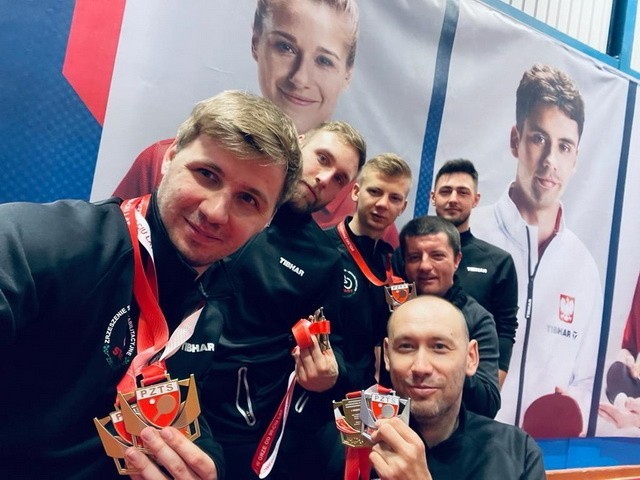 Tenisiści stołowi Startu Zielona Góra zdobyli siedem medali indywidualnych mistrzostw Polski.
