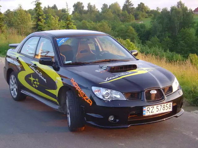 Poradnik zakupowy – Subaru Impreza II (2001-2007)Subaru Impreza to auto, którego przedstawiać nie trzeba chyba nikomu. Ikona motoryzacji, legenda sportów motorowych, jeden z najpopularniejszych i najbardziej rozpoznawanych pojazdów na świecie. fot. Bartosz Gubernat