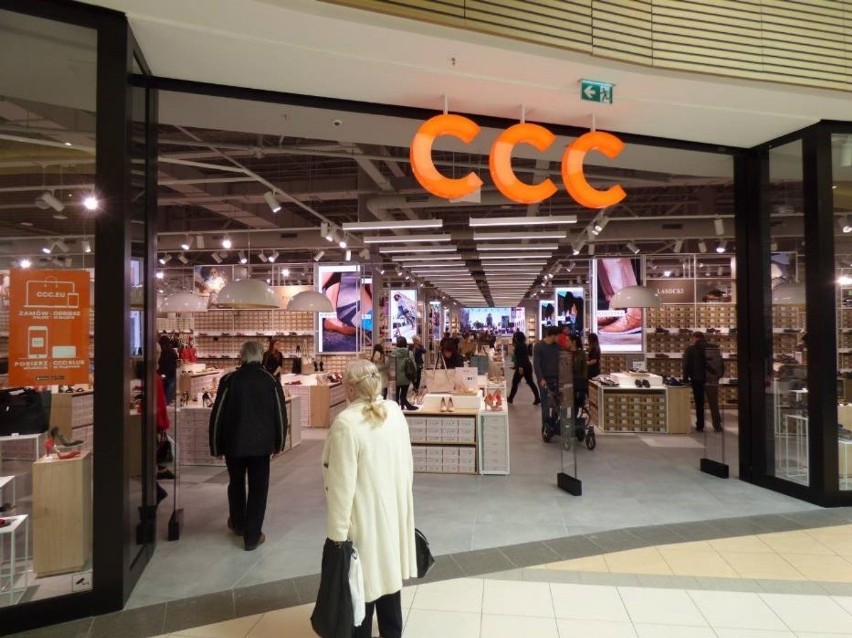 Sieć obuwnicza CCC otworzyła swoje sklepy stacjonarne,...