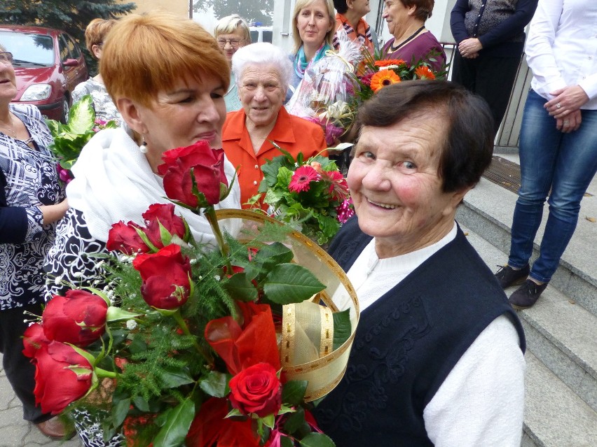 Pani Cecylia z okazji 90. urodzin i 55-lecia pracy...