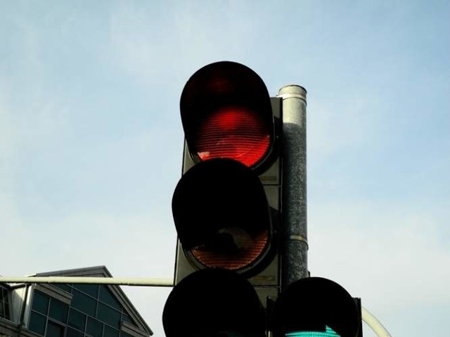 Rejestracja wjazdów na czerwonym świetle rozpoczęła się pod koniec maja 2015 r.