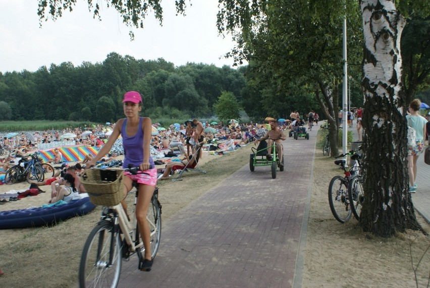 Latem nad Pogorią wypoczywają tysiące plażowiczów, więc...