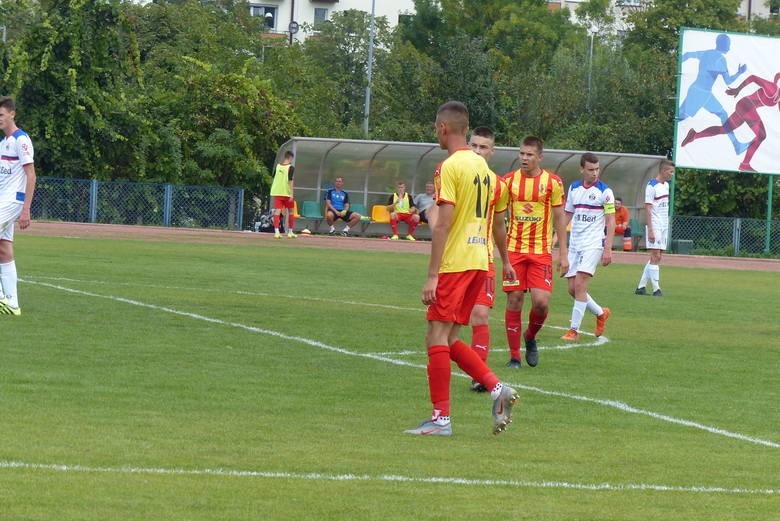 Piłkarze Korony Kielce przegrali z Cracovią 1:3 w Centralnej Lidze Juniorów do 17 lat. Mecz kończyli w dziesiątkę