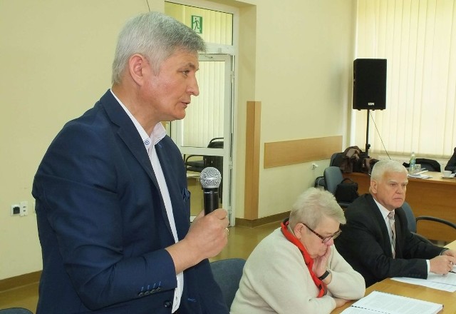 Dyskusję o rzekomym dyskryminowaniu osób z autyzmem zainicjował radny powiatowy Andrzej Kominek