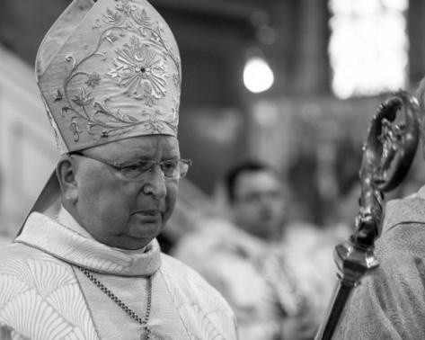 Biskup senior Kazimierz Ryczan zmarł w nocy z wtorku na środę w wieku 78 lat.