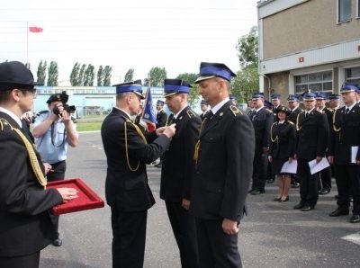 Podczas uroczystości wręczono odznaki za długoletnią służbę nadane przez Prezydenta RP (złote, srebrne, brązowe). Awansowano również funkcjonariuszy oraz wręczono im nagrody.